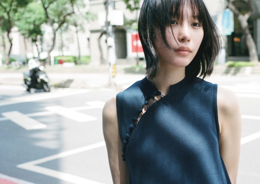 南沙良、 1stフォトブックが発売