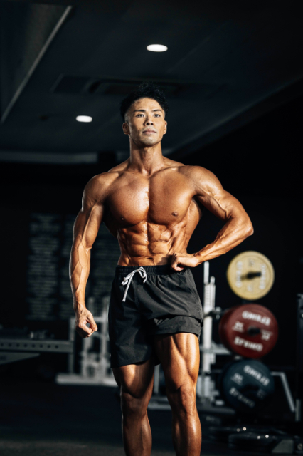 『筋トレ超大全 最新理論で理想の筋肉をつくる』の画像