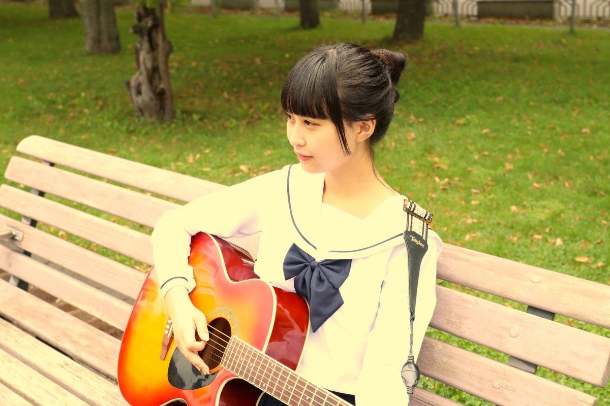 湊ゆず、新曲「アタシって本当にxxx」配信