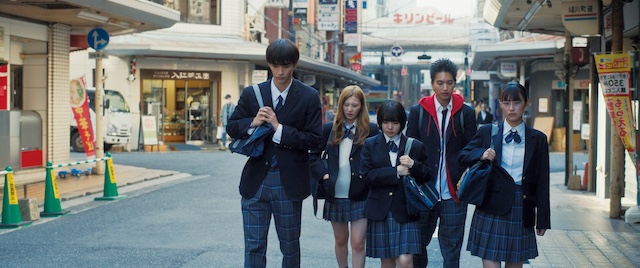 『6人ぼっち』場面写真