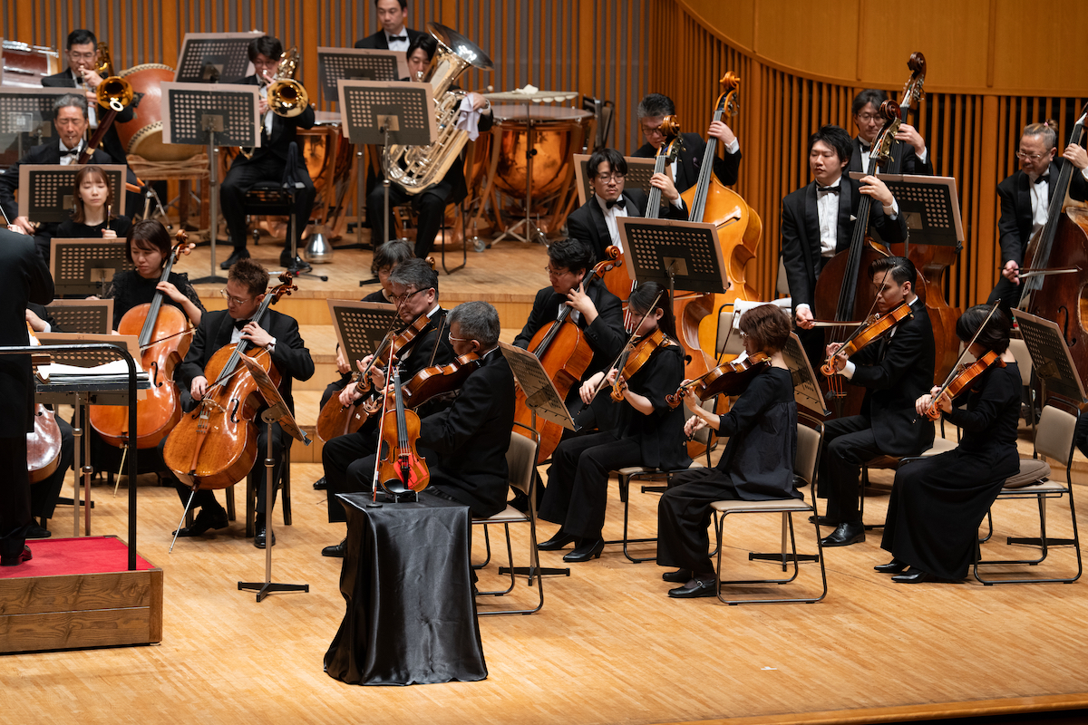初音ミク生誕の地でメモリアルな歴史的瞬間が幕開け　“雪ミク”も駆けつけた『初音ミクシンフォニー』札幌夜公演の画像1-2