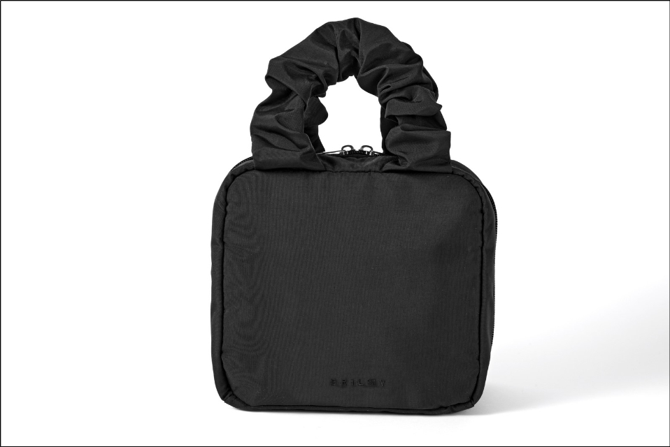 『ズボラに優しいコスメポーチ』の画像