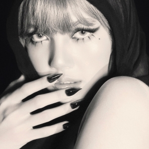 LISA『Alter Ego』日本盤CDアルバム限定ジャケット写真