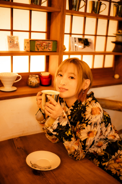 南條愛乃、オール撮り下ろしフォトブック発売への画像