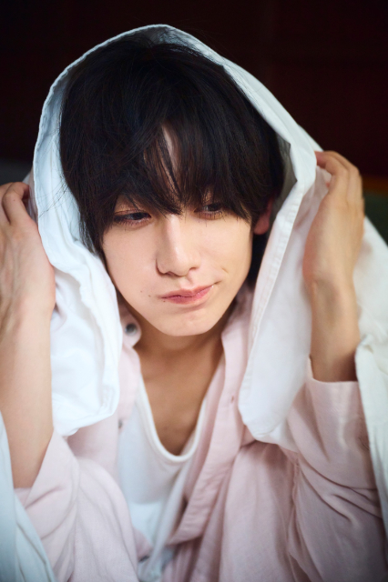 小西詠斗2nd写真集、好評につき重版決定の画像