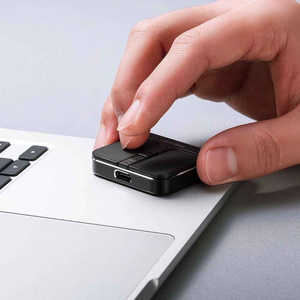 長さ3.6cm、厚さ0.9cmの“超ミニマウス”の画像