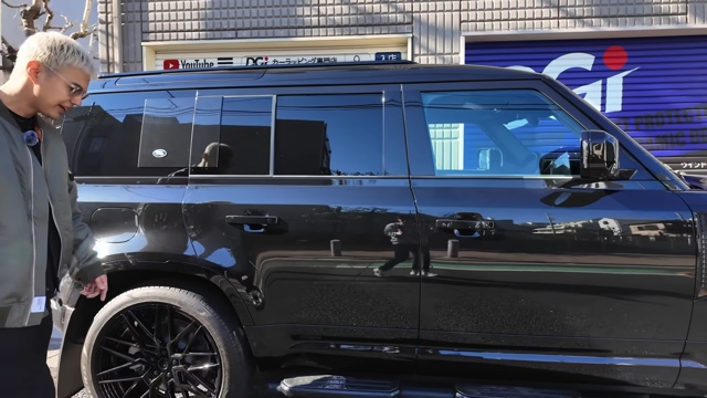 ユージ、愛妻に人気SUVをプレゼント　の画像