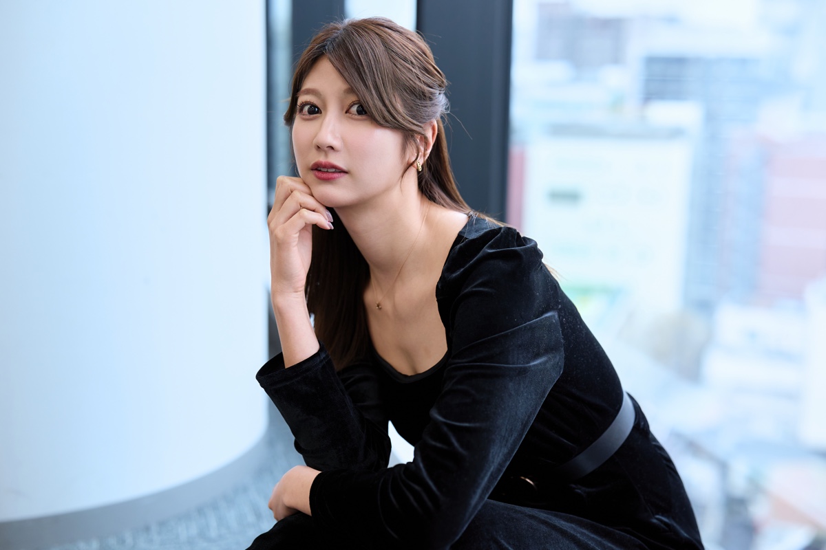 現役アナウンサー・瀧山あかねインタビューの画像