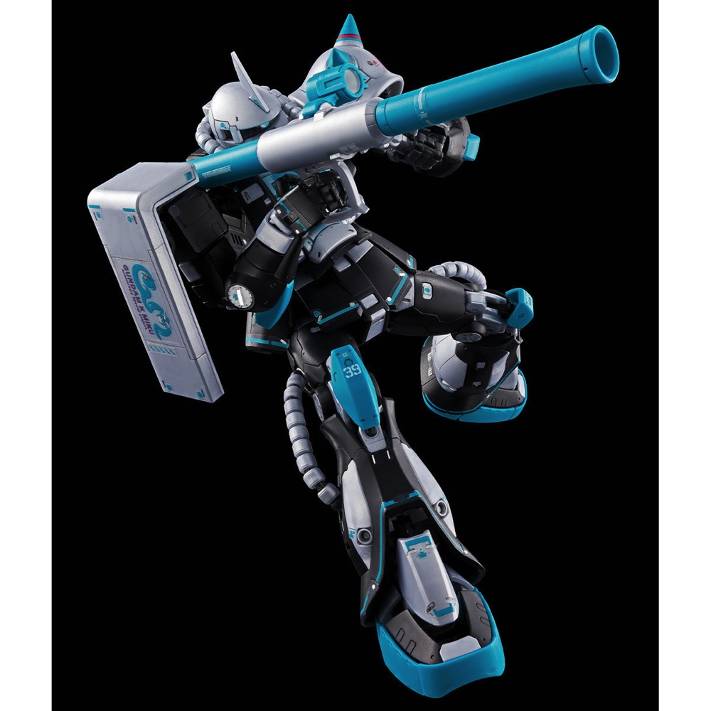 ガンダム×ミクコラボ“蒼いザク”のプラモの画像