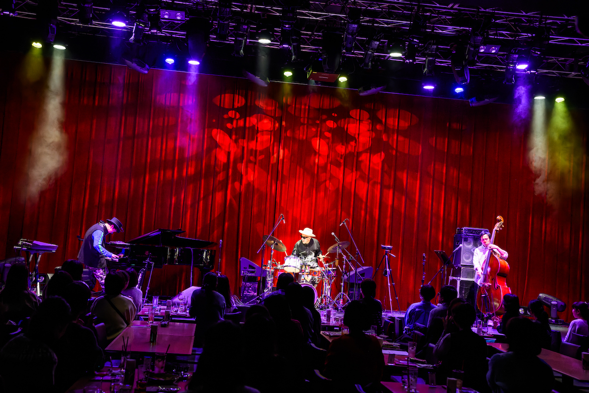 H ZETTRIO（撮影＝Masanori Naruse）