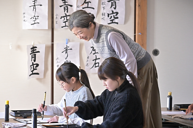 『クジャクのダンス』第8話先行カットの画像