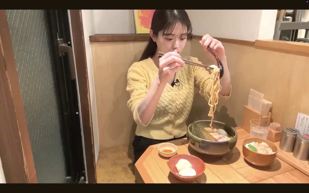 松村沙友理 公式YouTubeチャンネルより