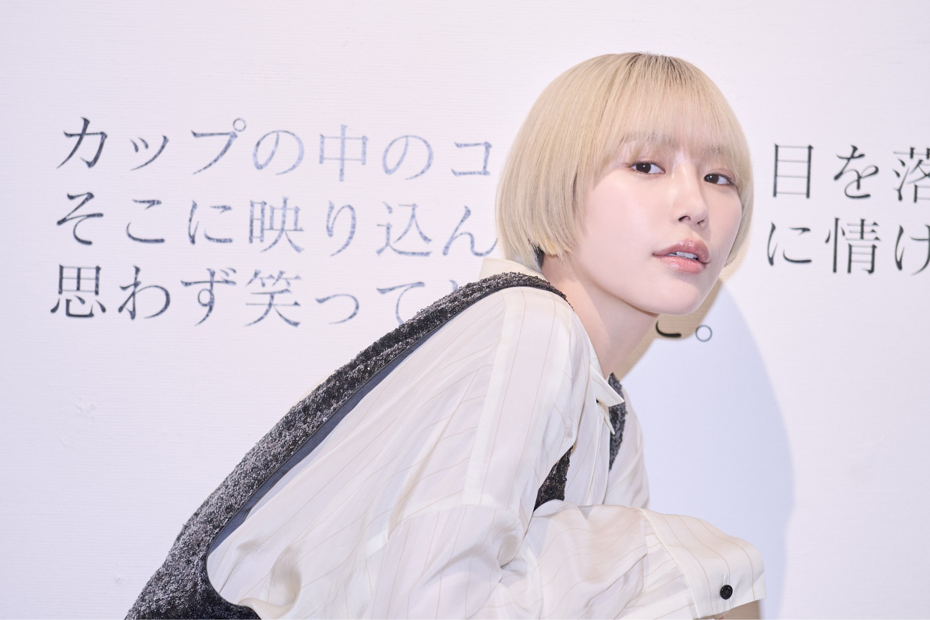 南沙良写真集『不安定な安息』インタビューの画像