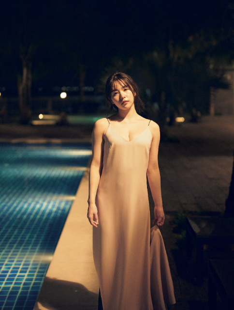 桜井日奈子10周年記念写真集が3度目の重版の画像