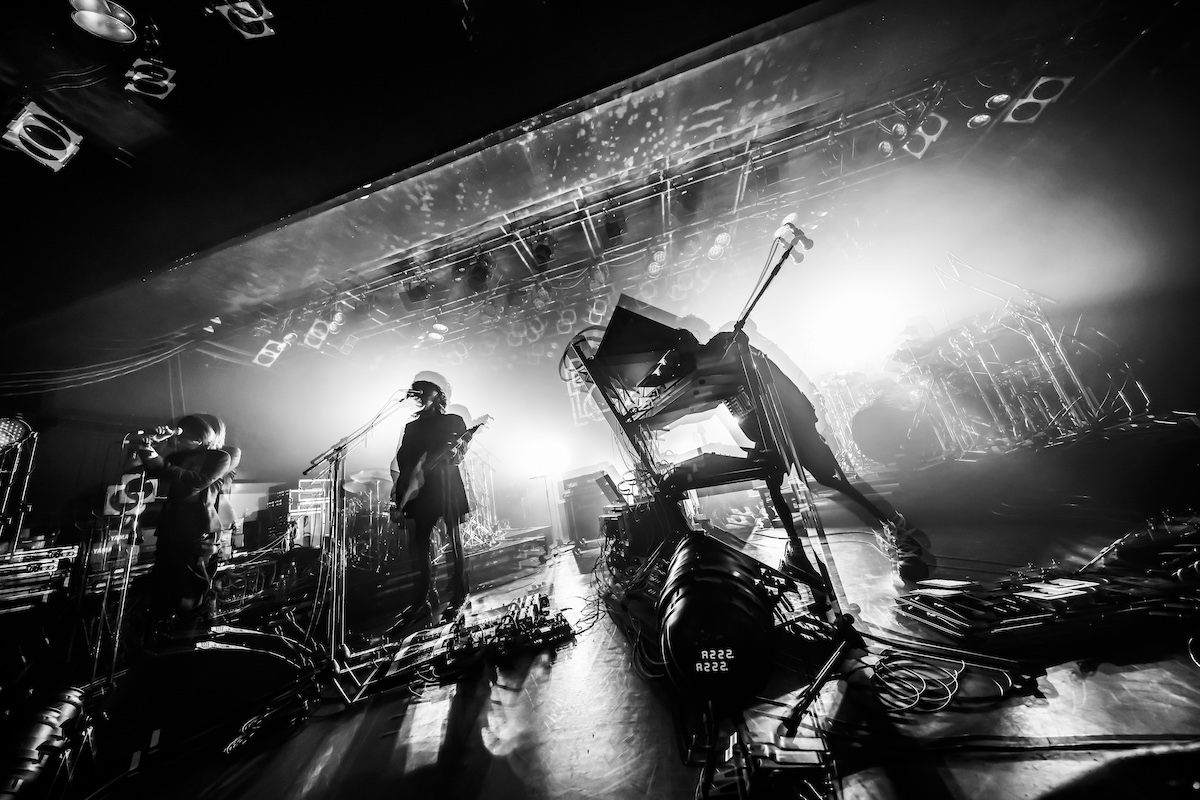 THE SPELLBOUND（撮影＝YUSUKE TAKAGI）