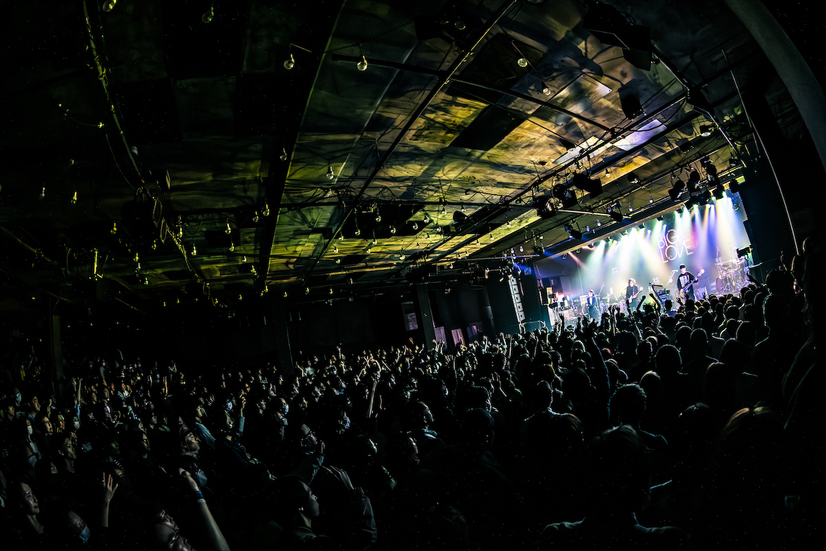 THE SPELLBOUND（撮影＝YUSUKE TAKAGI）