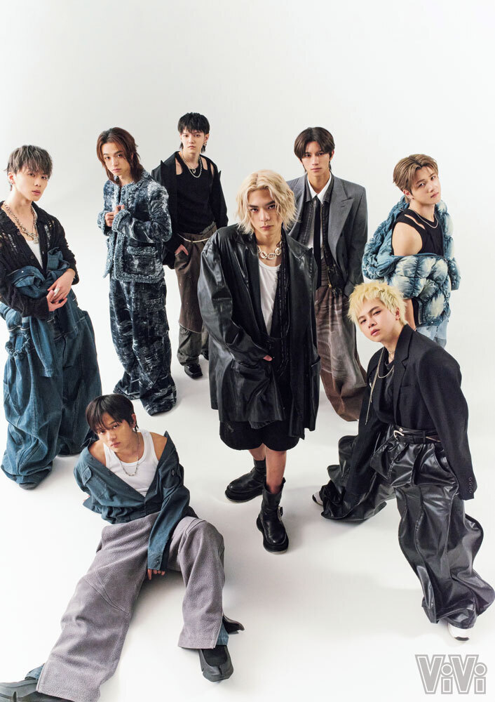 「手越祐也のポジティブステッカー」が付録の画像