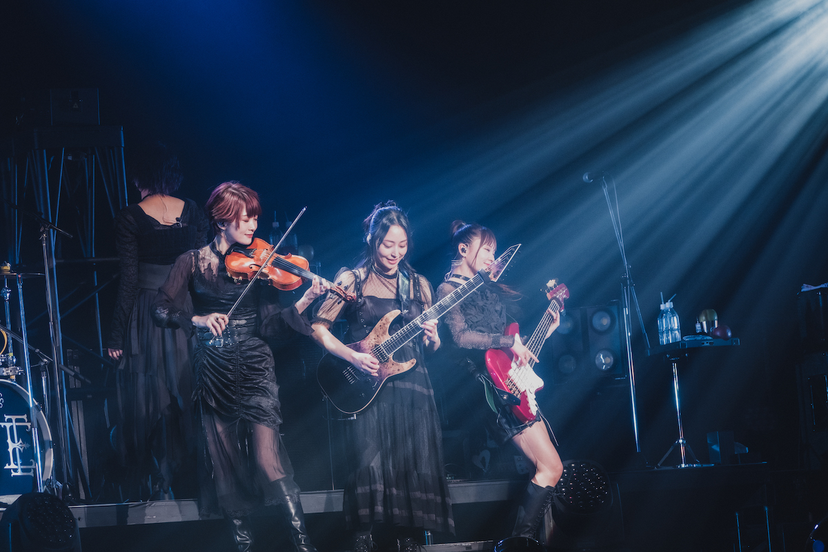 East Of Eden（撮影＝Ryoichi）