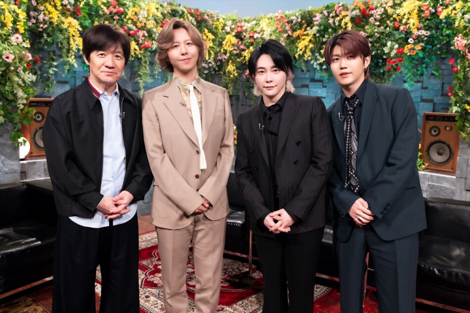 邦楽 Mrs.GREEN APPLE/10 Amazon.co.jp: 10 (MAGICAL PRICE盤): Music