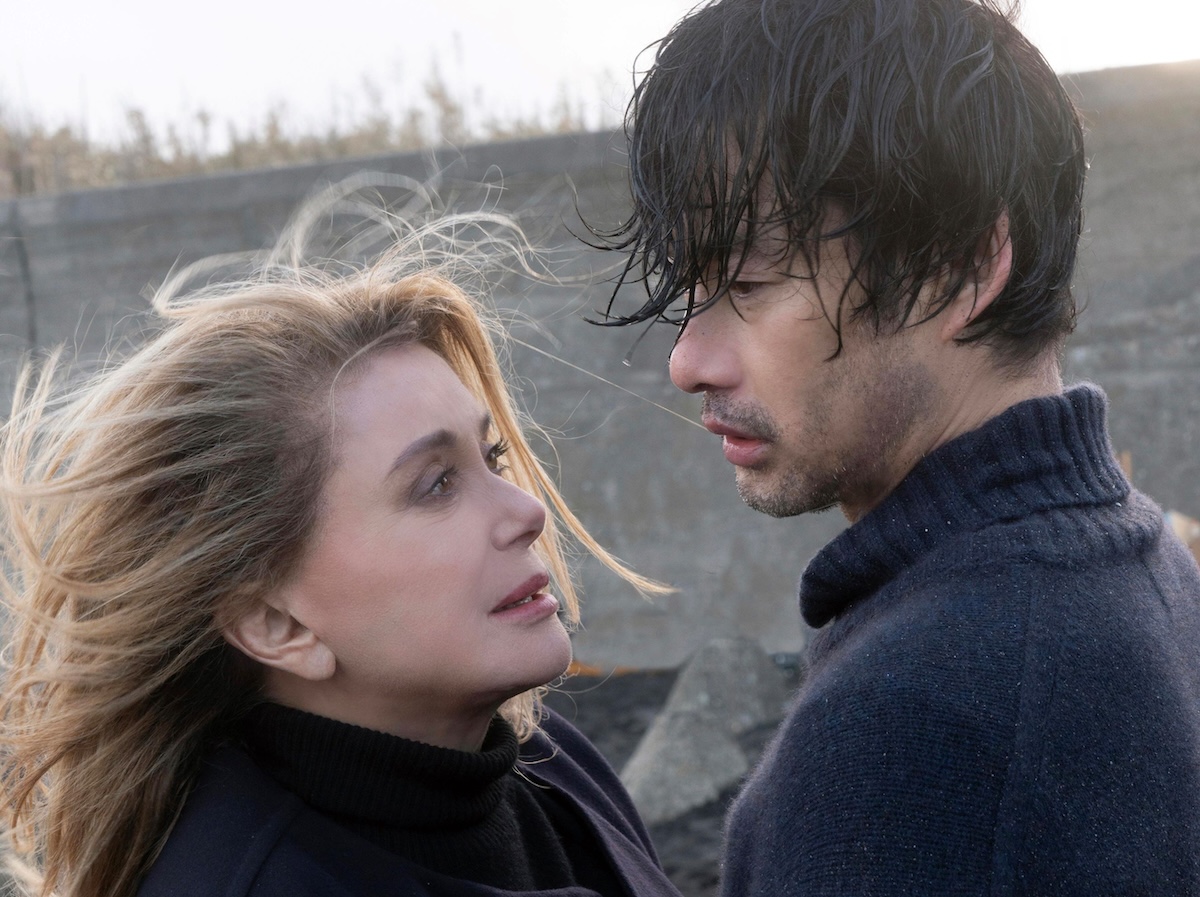 ドヌーヴ主演『SPIRIT WORLD』10月公開