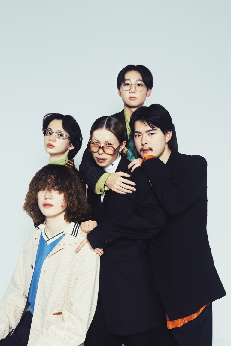 WEST.が音楽雑誌「MG」リニューアル号の画像