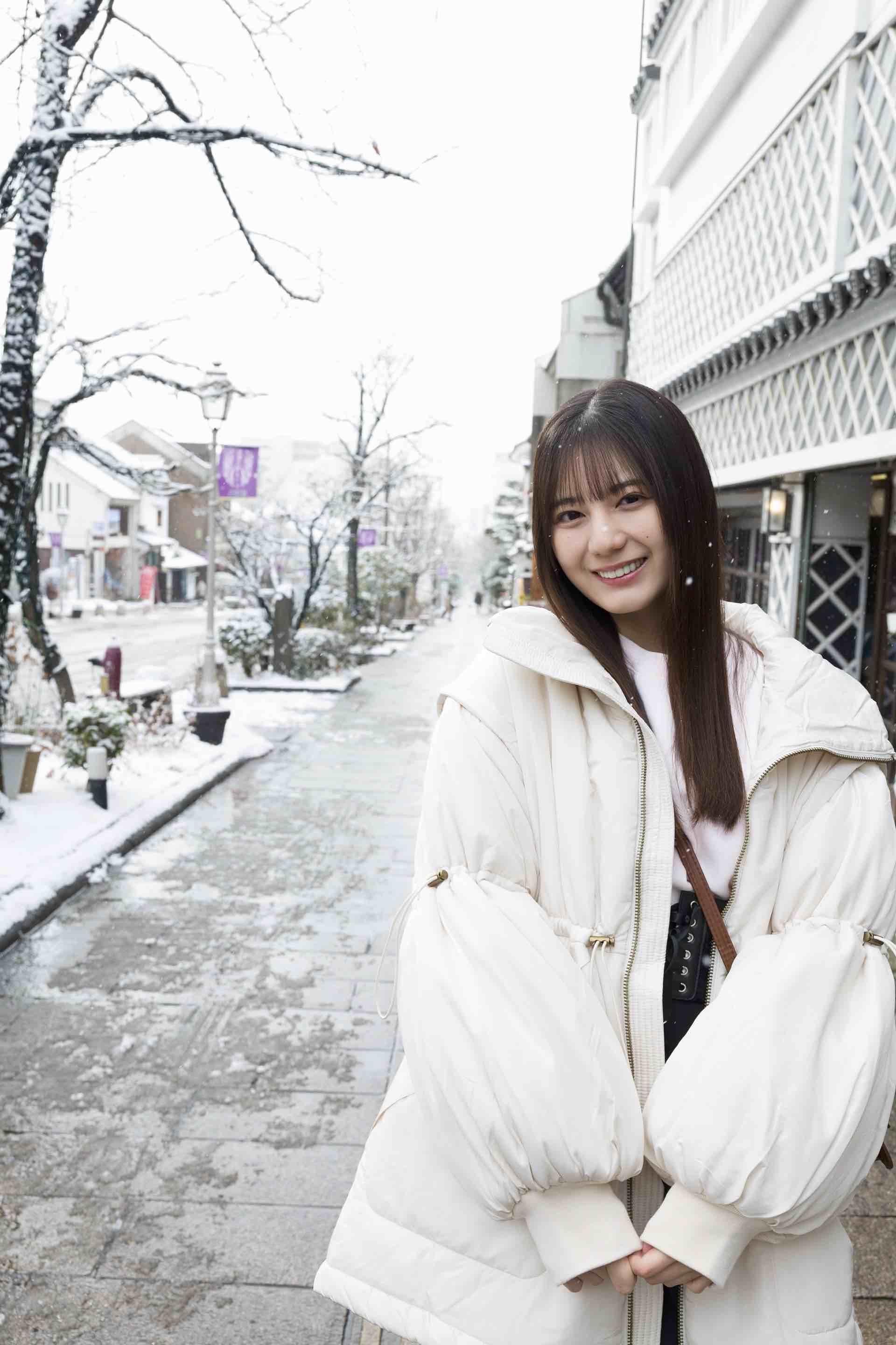 日向坂46小坂菜緒が『名探偵コナン』コラボの画像