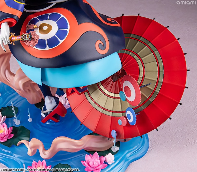 『劇場版モノノ怪』薬売りの新フィギュアの画像