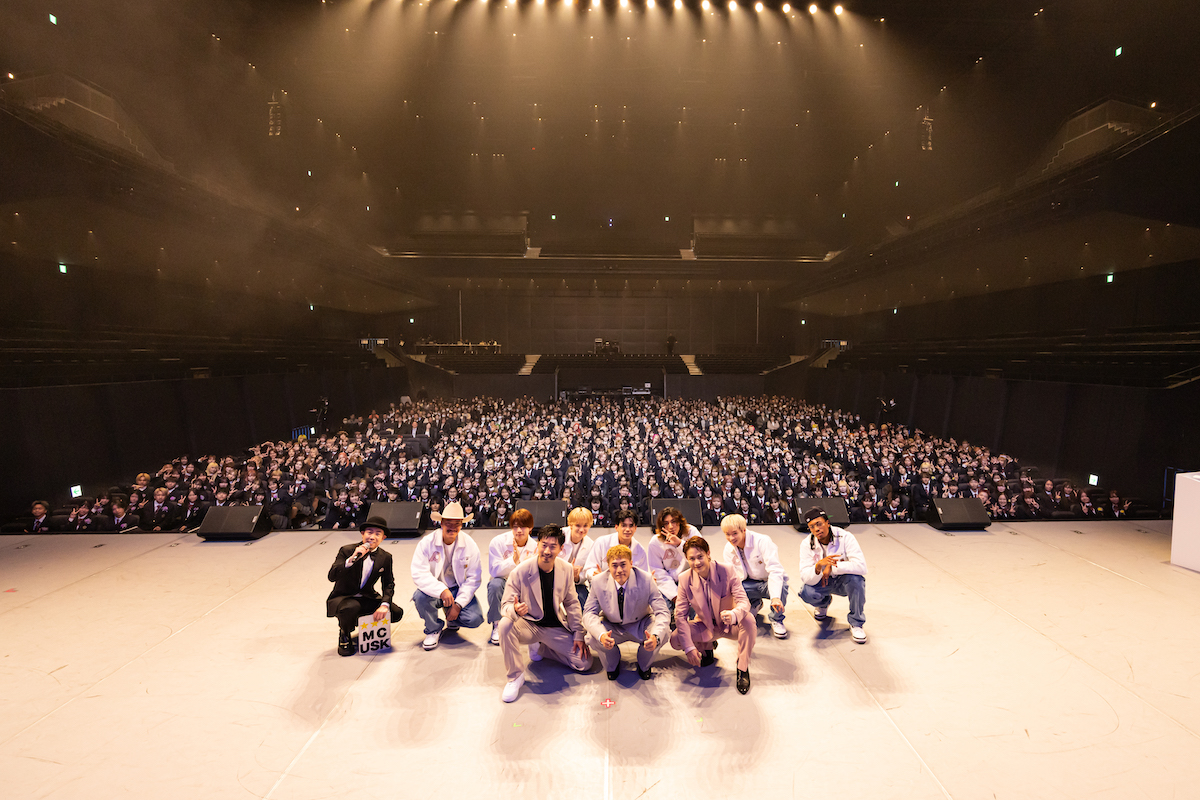 EXPG高等学院入学・卒業式に豪華ゲスト続々の画像