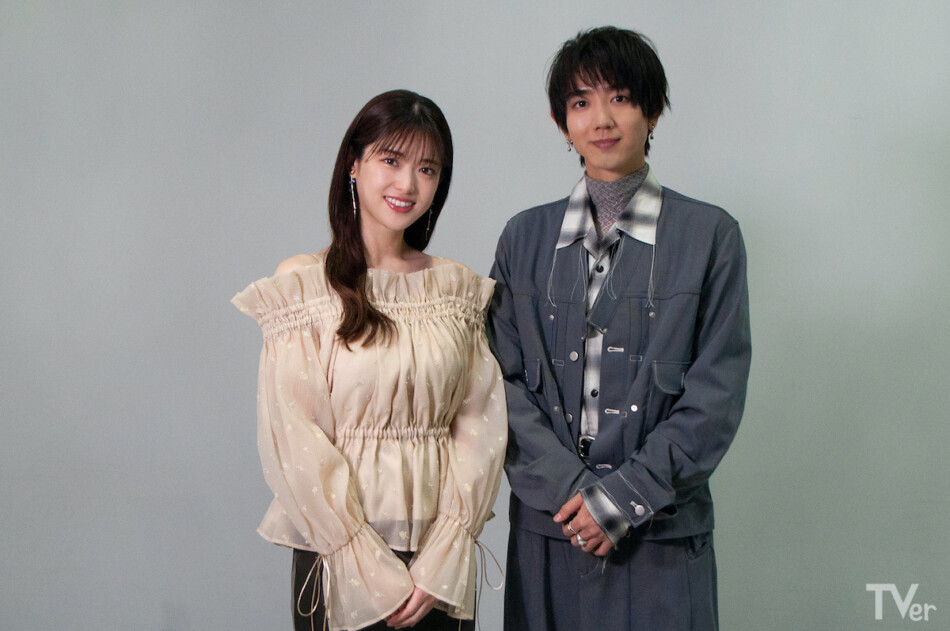 松村沙友理×駒木根葵汰、『やぶさかではございません』を語る