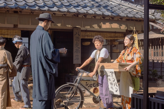 『あんぱん』第11話、のぶの姿に動揺の嵩の画像