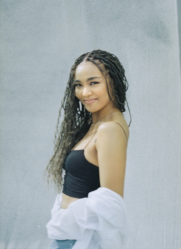 Crystal Kay、ベストアルバムリリース