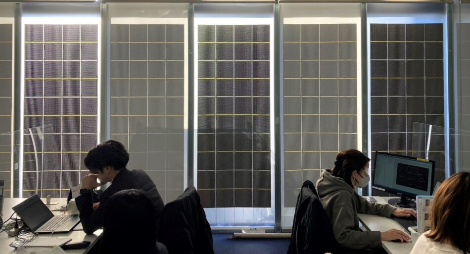 世界初の技術で窓が発電所に!?