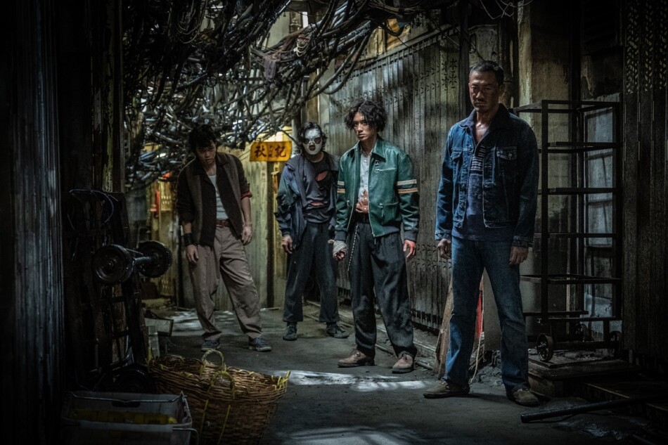 『トワイライト・ウォリアーズ』なぜヒット？