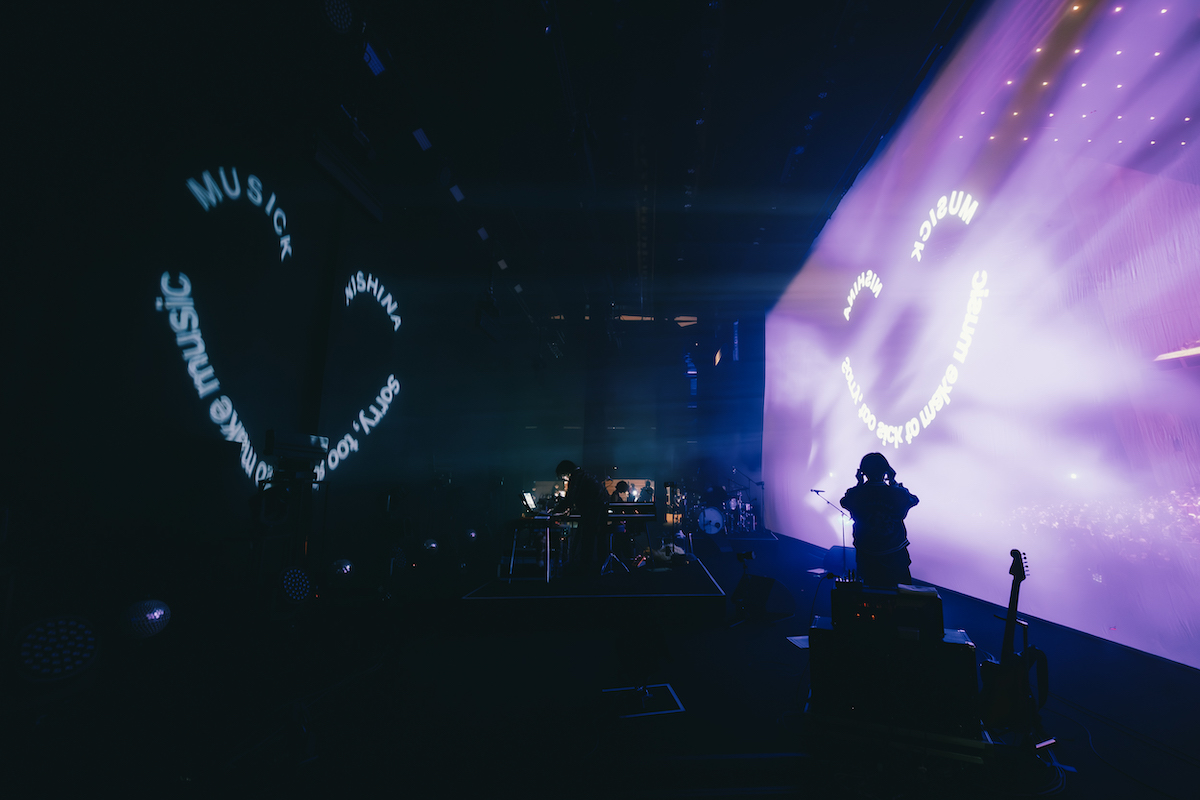 にしな（撮影＝Daiki Miura）