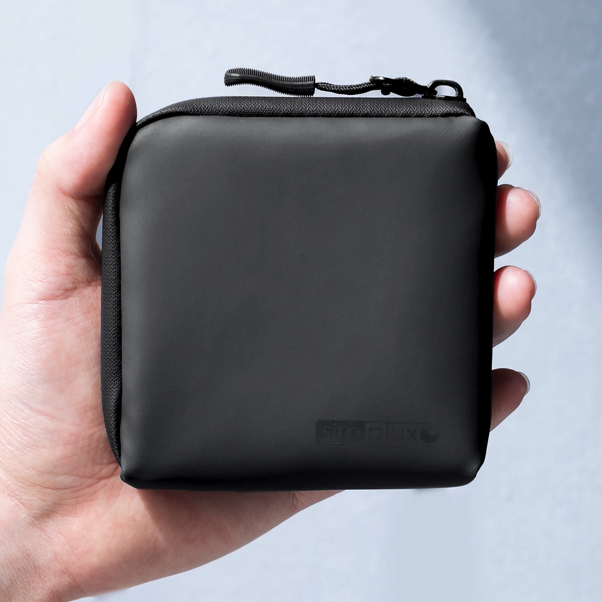 “正方形ケース”でスマートに収納の画像