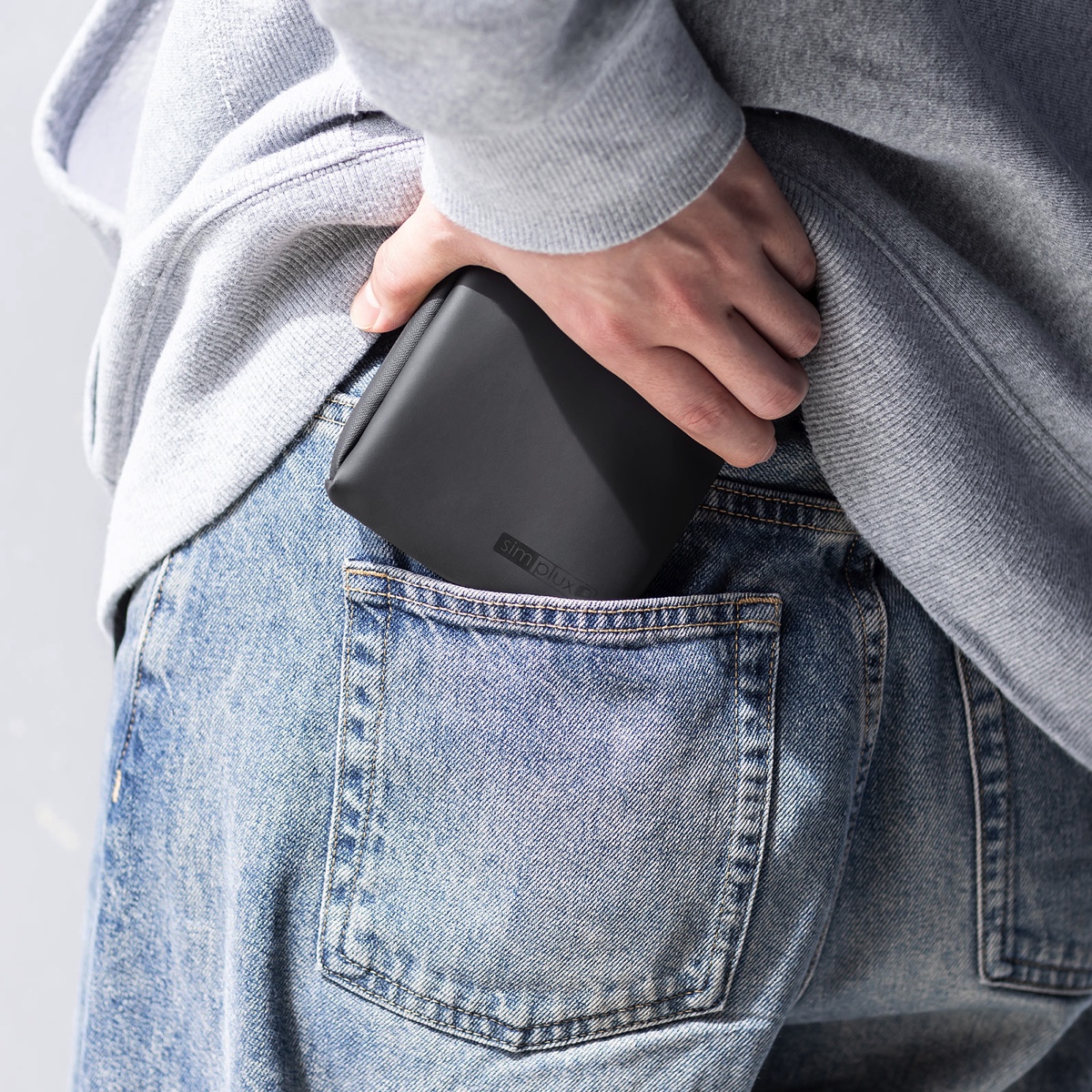 “正方形ケース”でスマートに収納の画像