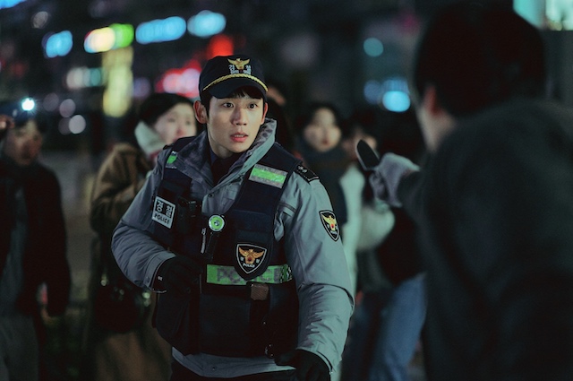 ファン・ジョンミンが渋い『ベテラン』続編の画像