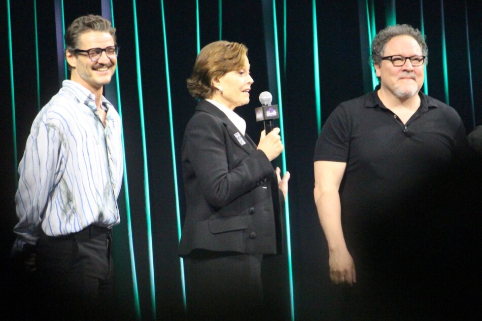 ペドロ・パスカル、「SWCJ」でサプライズ来日