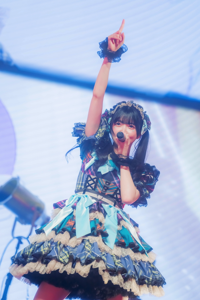 fav me デビューライブ 『STARTING NEW WORLD』より