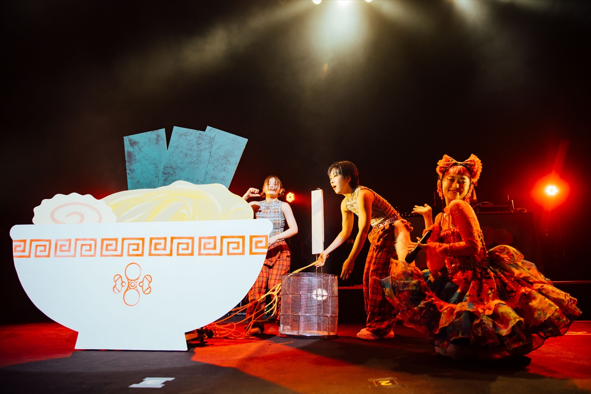 水曜日のカンパネラ 浅草公会堂公演より