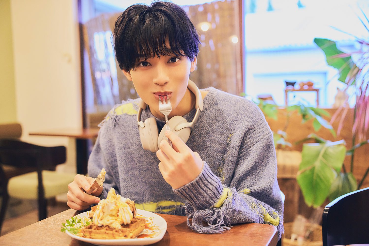 松本怜生、ファースト写真集が発売