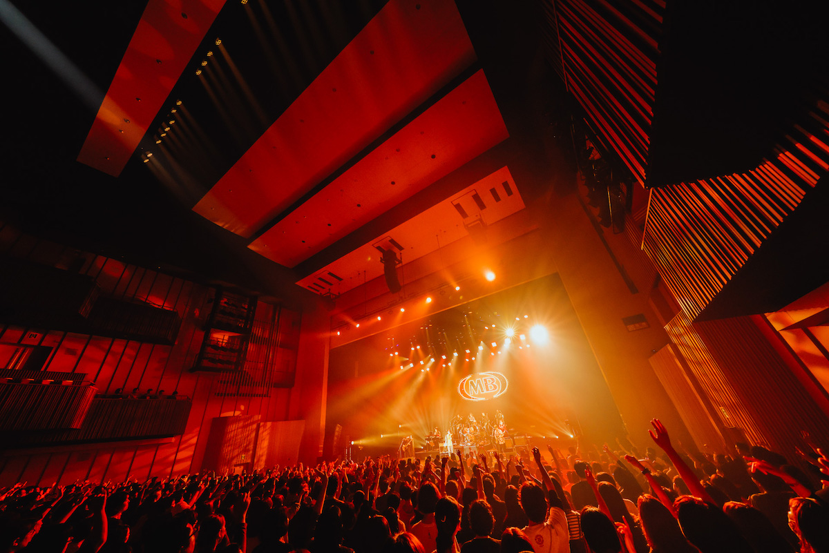 『MB's 10人編成ライブ「熟成」』(撮影=堀内レイ)