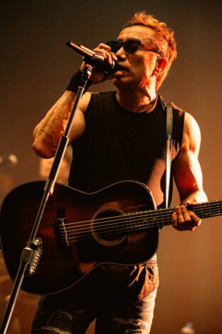 長渕剛、全国アリーナツアー開催