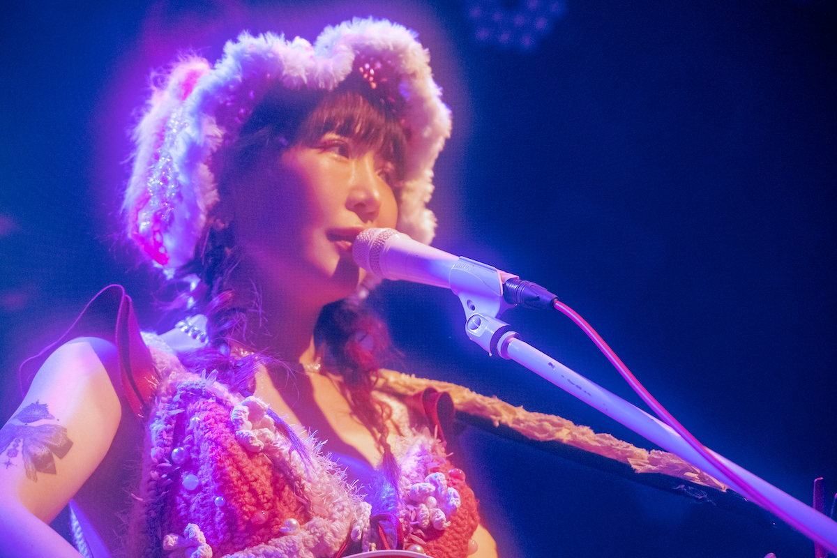 大森靖子『少女再築 単独弾語りLIVE 12年振り渋谷QUATTRO ワンマン』ライブ写真