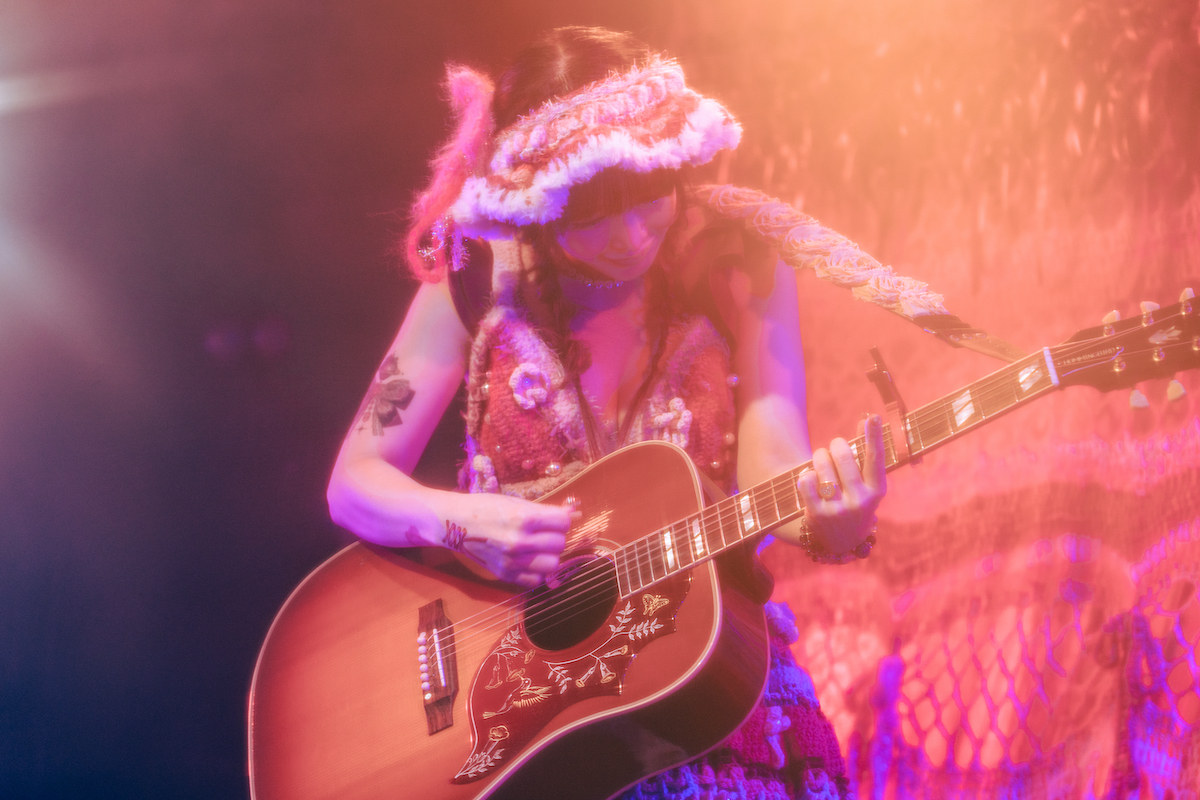 大森靖子『少女再築 単独弾語りLIVE 12年振り渋谷QUATTRO ワンマン』ライブ写真