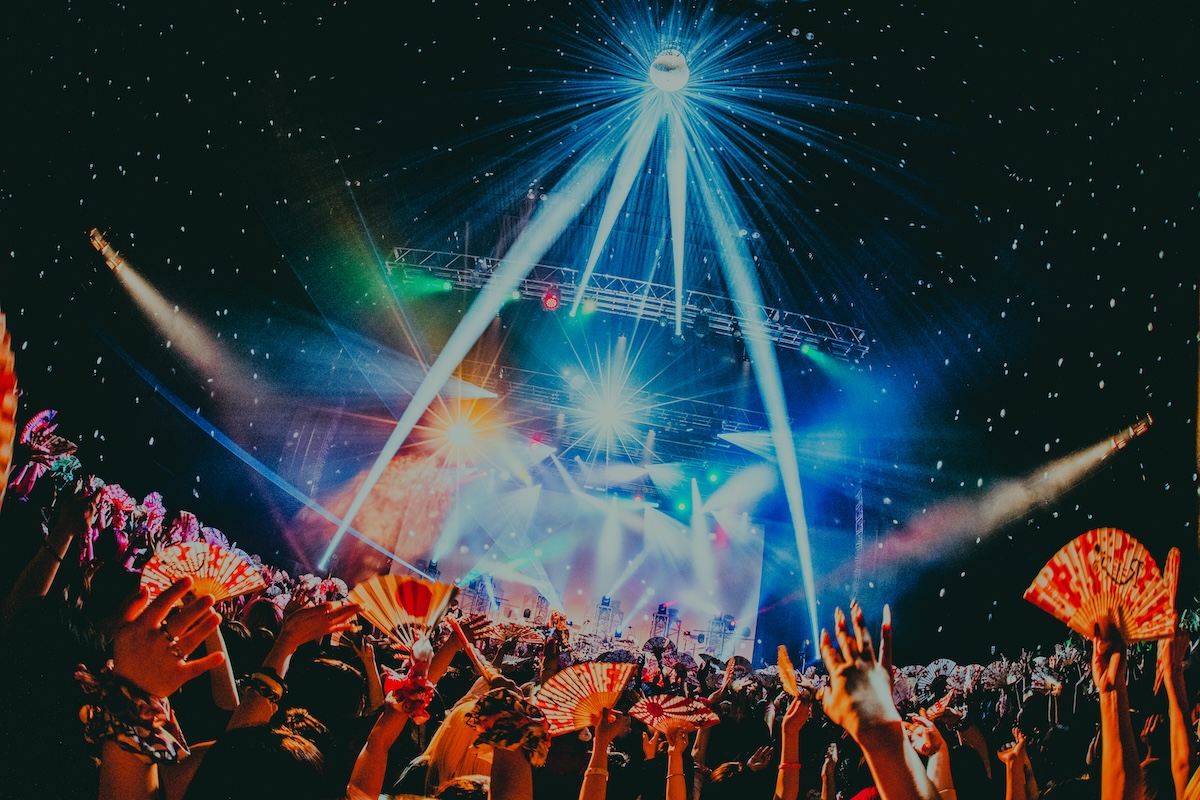 『R指定 特別単独公演「桜花」』（撮影＝ゆうと）