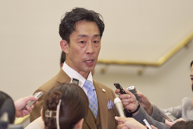 『いつか、ヒーロー』表の顔と裏の顔の画像