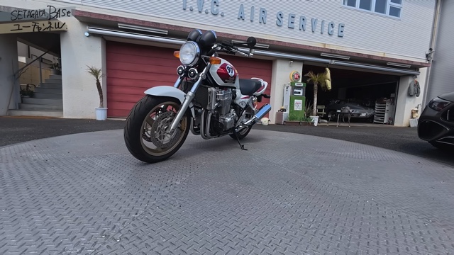 所ジョージ、こだわりカスタムのバイクが納車の画像