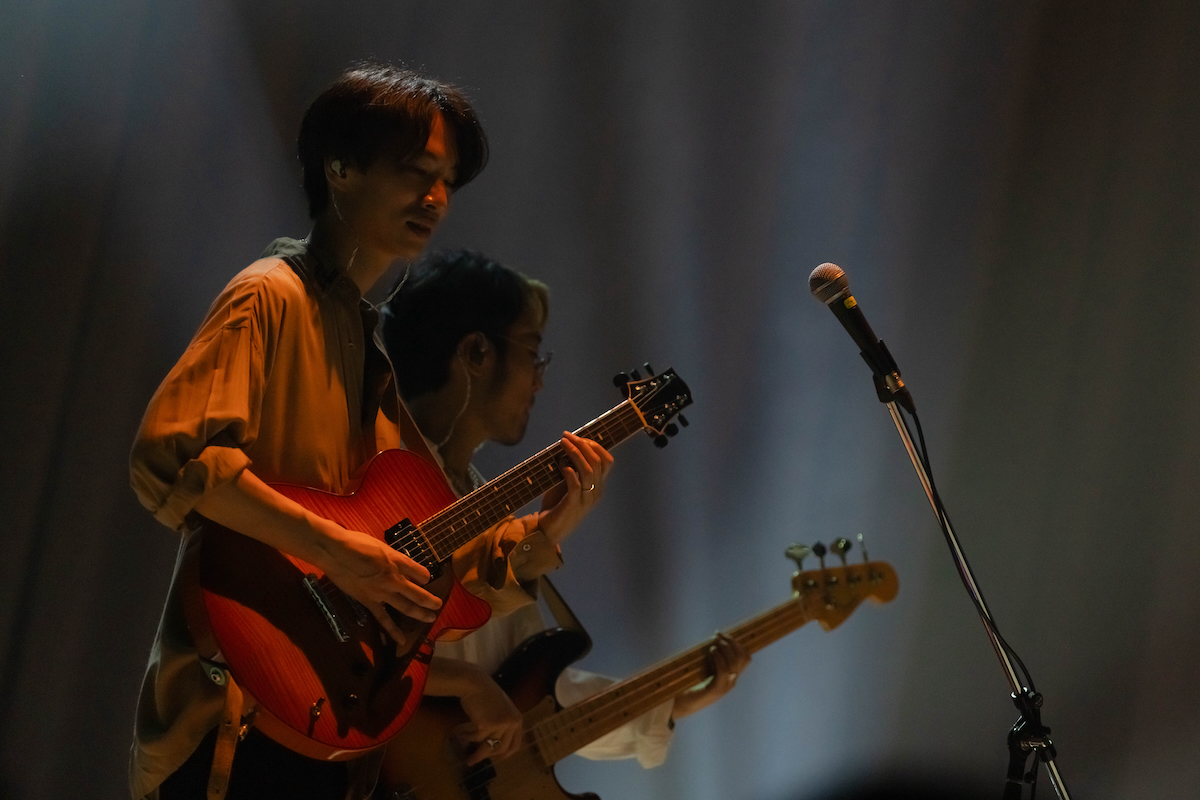 Bialystocksライブ写真（撮影＝廣田達也）