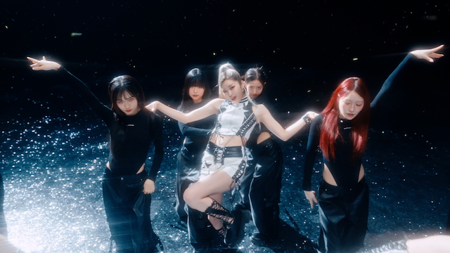 「SHINING」MVより